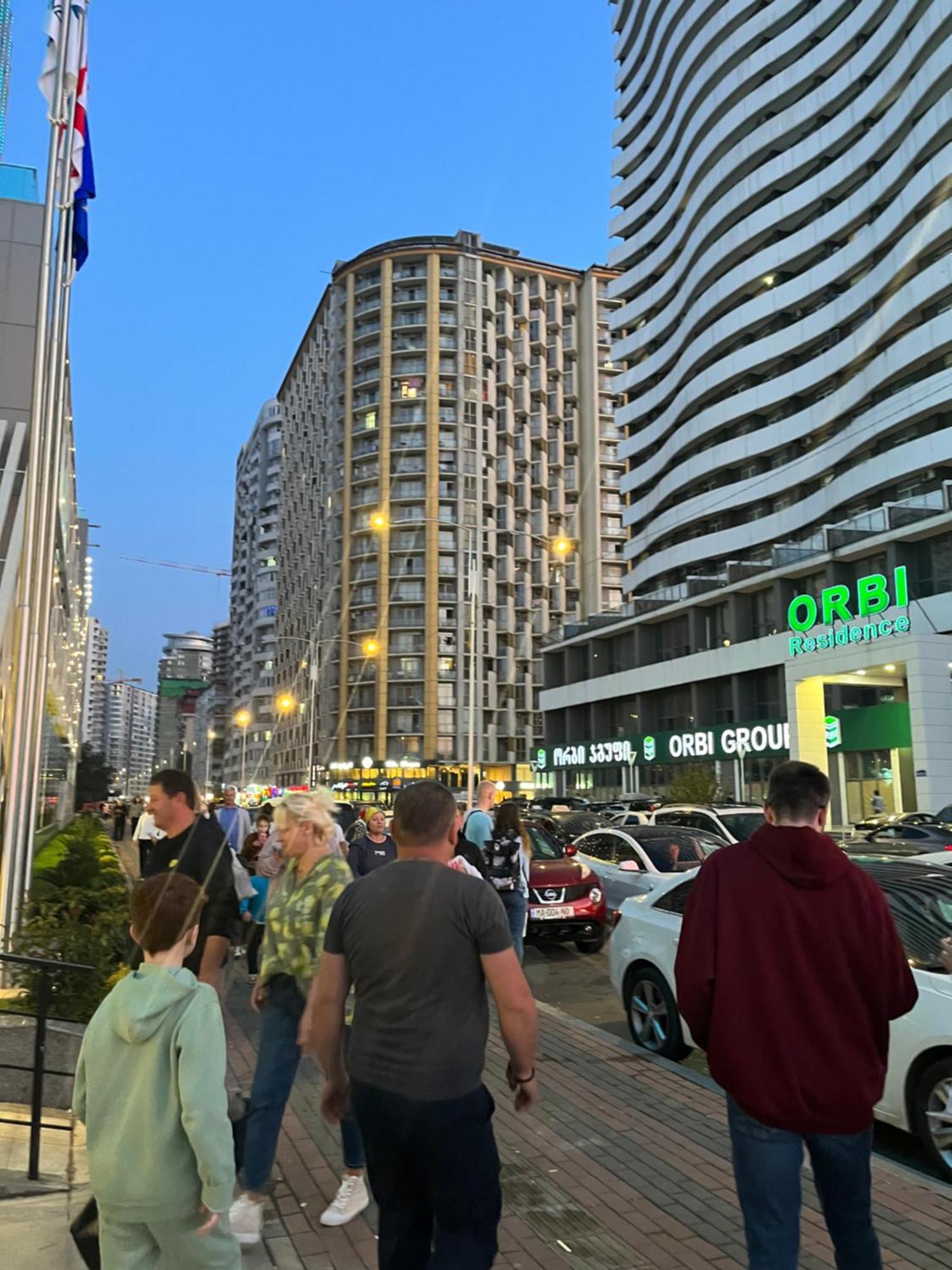 Orbi Plaza Tamara Aparthotel Batumi Ngoại thất bức ảnh