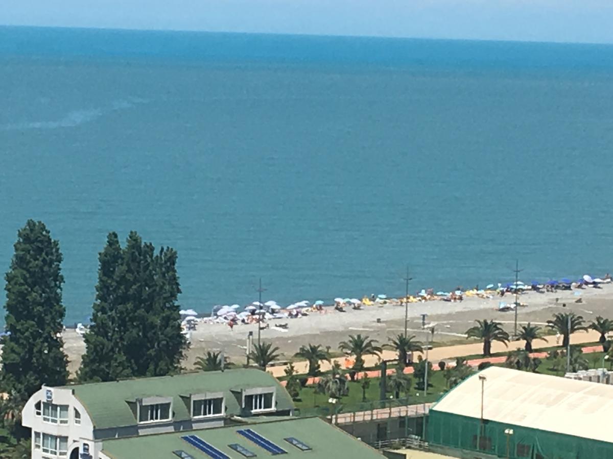 Orbi Plaza Tamara Aparthotel Batumi Ngoại thất bức ảnh