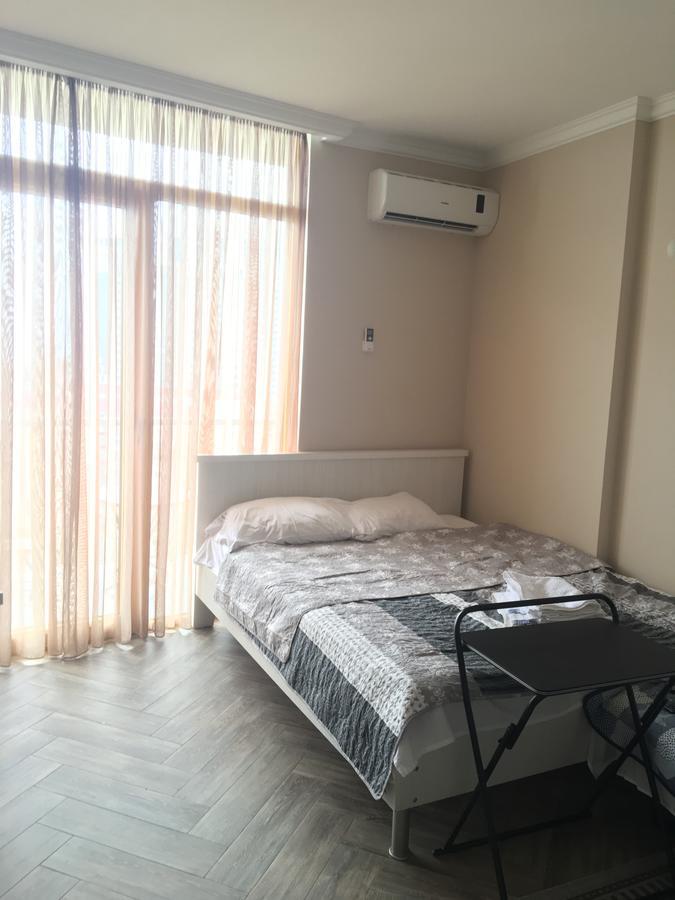 Orbi Plaza Tamara Aparthotel Batumi Ngoại thất bức ảnh